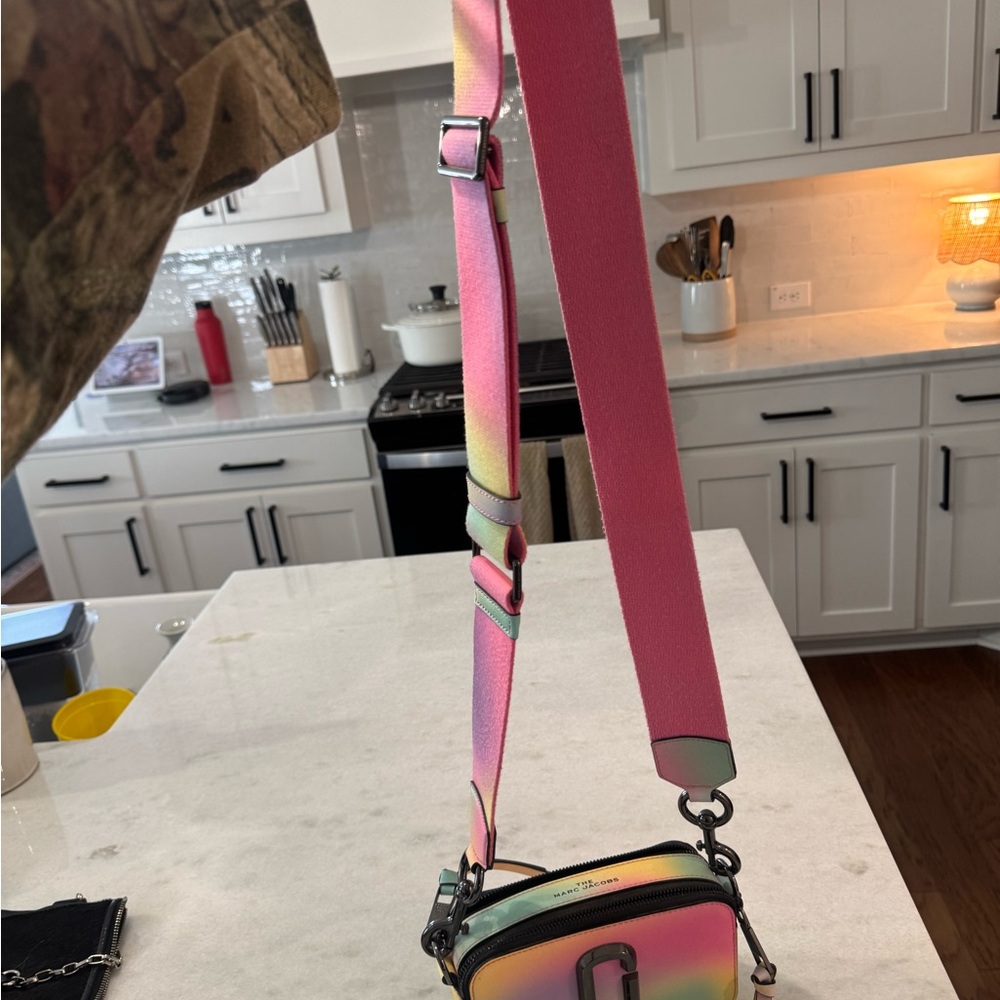 Marc Jacobs Pastel Rainbow Crossbody Bag - Picture 3 of 13